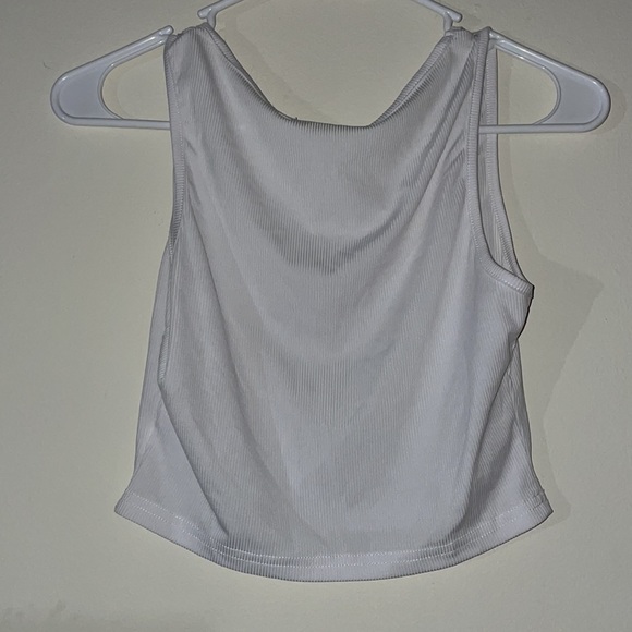 Shein white crop top - Picture 2 of 2